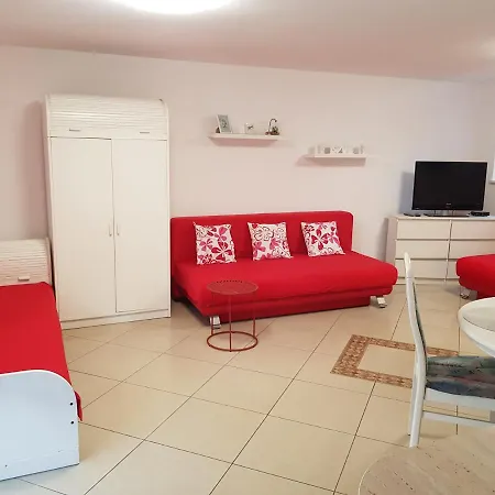 Junona Nad Morzem, W Domu Z Ogrodem, Obok Stegna I Jantar Apartmán Junoszyno